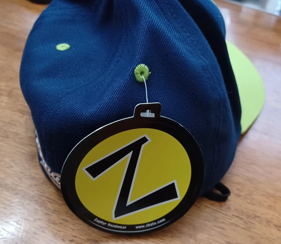 Savannah Bananas Baseball Cap EARLY Stretch Fit Large Zephyr blue w yellow bill - Image 4 of 4