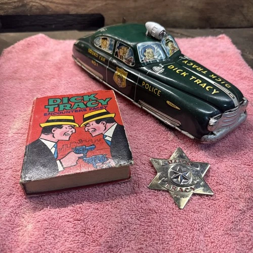 VINTAGE 1949 MARX  TIN LITHO WIND UP DICK TRACY POLICE SQUAD CAR w/ EXTRAS!