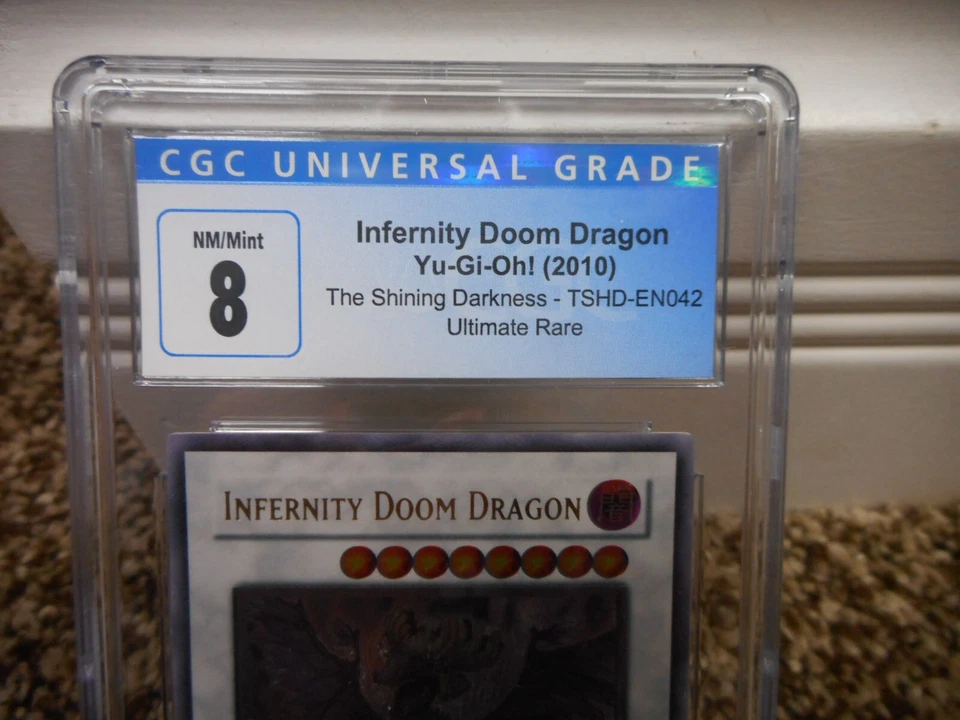 YuGiOh Infernity Doom Dragon cgc 8 The Shining Darkness 2010 TSHD-EN042 ULTIMATE - Image 2 of 3