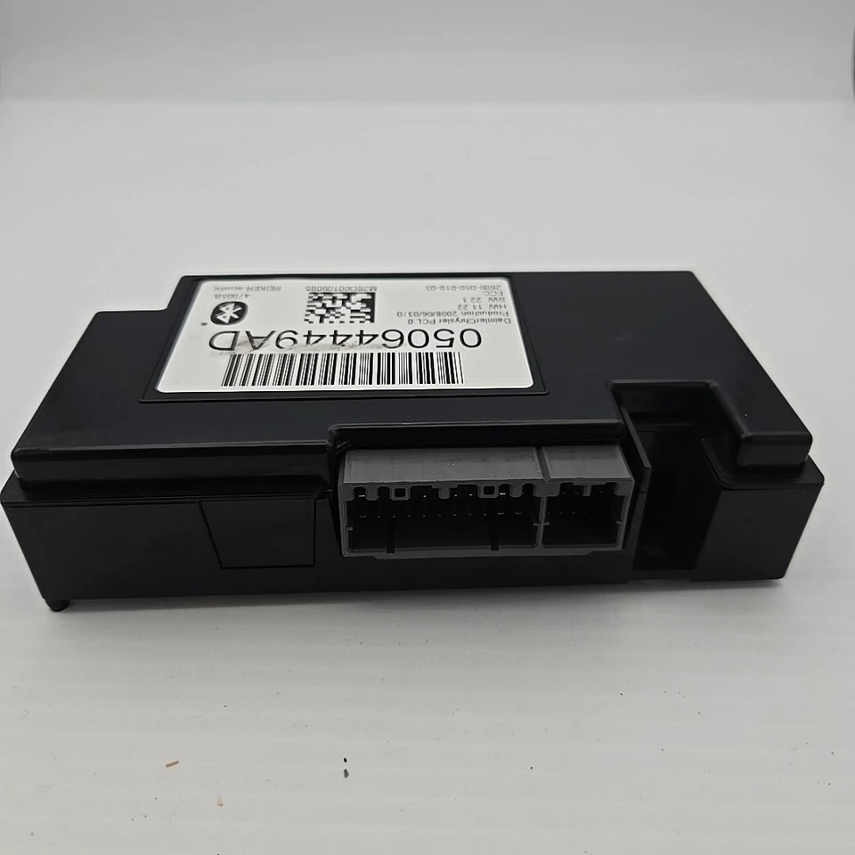 08 09 Dodge Caravan Town Country módulo de comunicación 0506449AD Foto 2 de 2