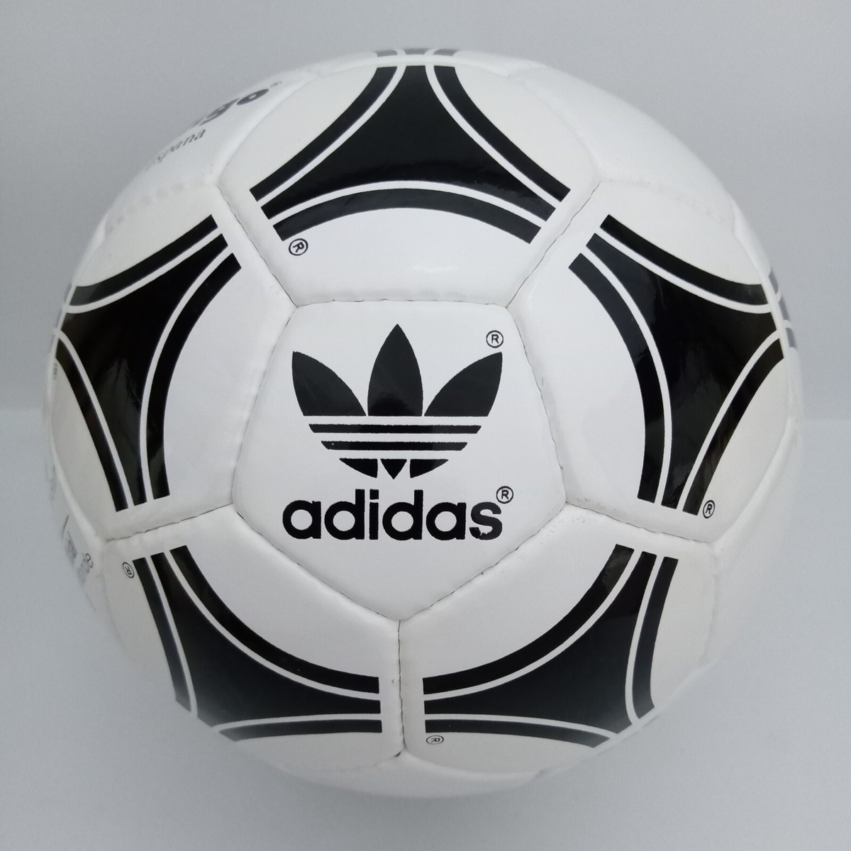 Adidas Tango Espana FIFA World Cup 1982 Spain Soccer Match Ball