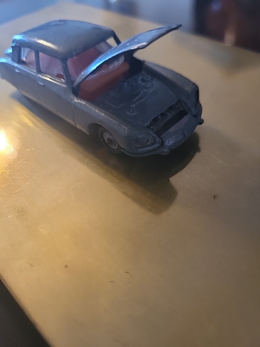 MAJORETTE 259 CARAVANE " Sterckeman Lovely 400 + remorque n°323 1/64