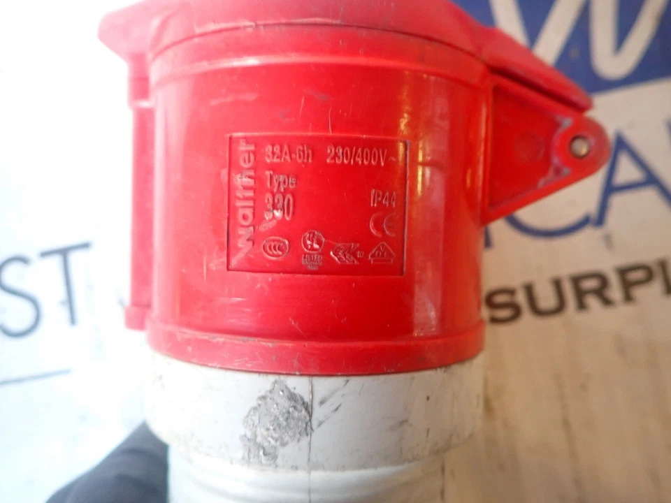 1 Used Walther Type 330 Receptacle 400v 32 amp  - Image 4 of 4