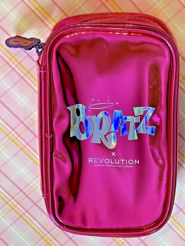 Makeup Revolution BRATZ BRUSH KIT 6 Piece Soft Eye & Face Brushes *FASTEST SHIP* - Picture 10 of 12