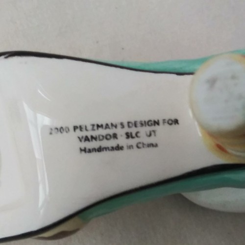 Tropical Shell Pumps Shoes Ceramic Salt Pepper Shakers Vandor Carmen Pelzman's - Picture 7 of 18