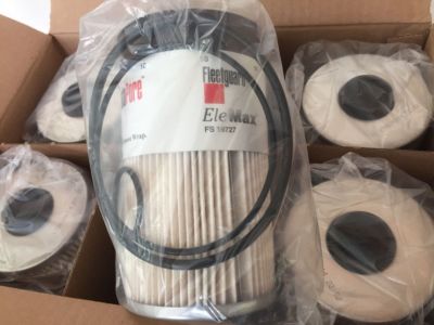 Genuine Fleetguard FS19727 Fuel/Water Separator Free Shipping (Pack of ...