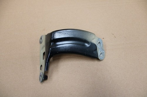 VW Golf 7 5G Halterung Halter Strebe Kotflügel Links 5G0821135