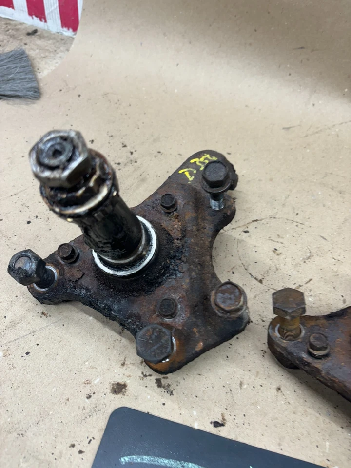 Dodge D250 D350 1972-1986 delantero 2x2 freno de disco SRW eje buje husillos juego de pares 84 Foto 4 de 4