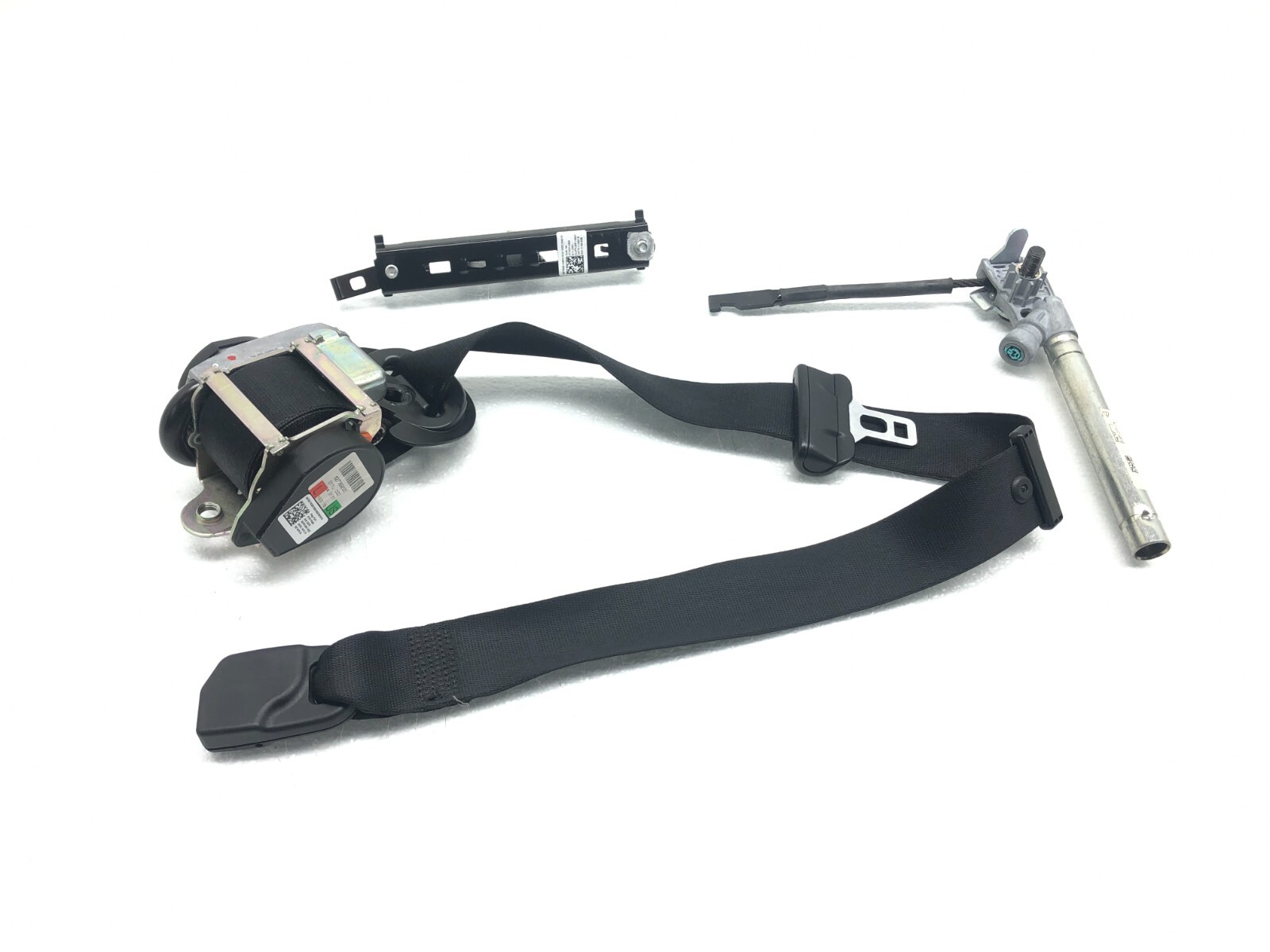 2014-2019 MASERATI GHIBLI S LEFT DRIVER FRONT SEATBELT RETRACTOR OEM.
