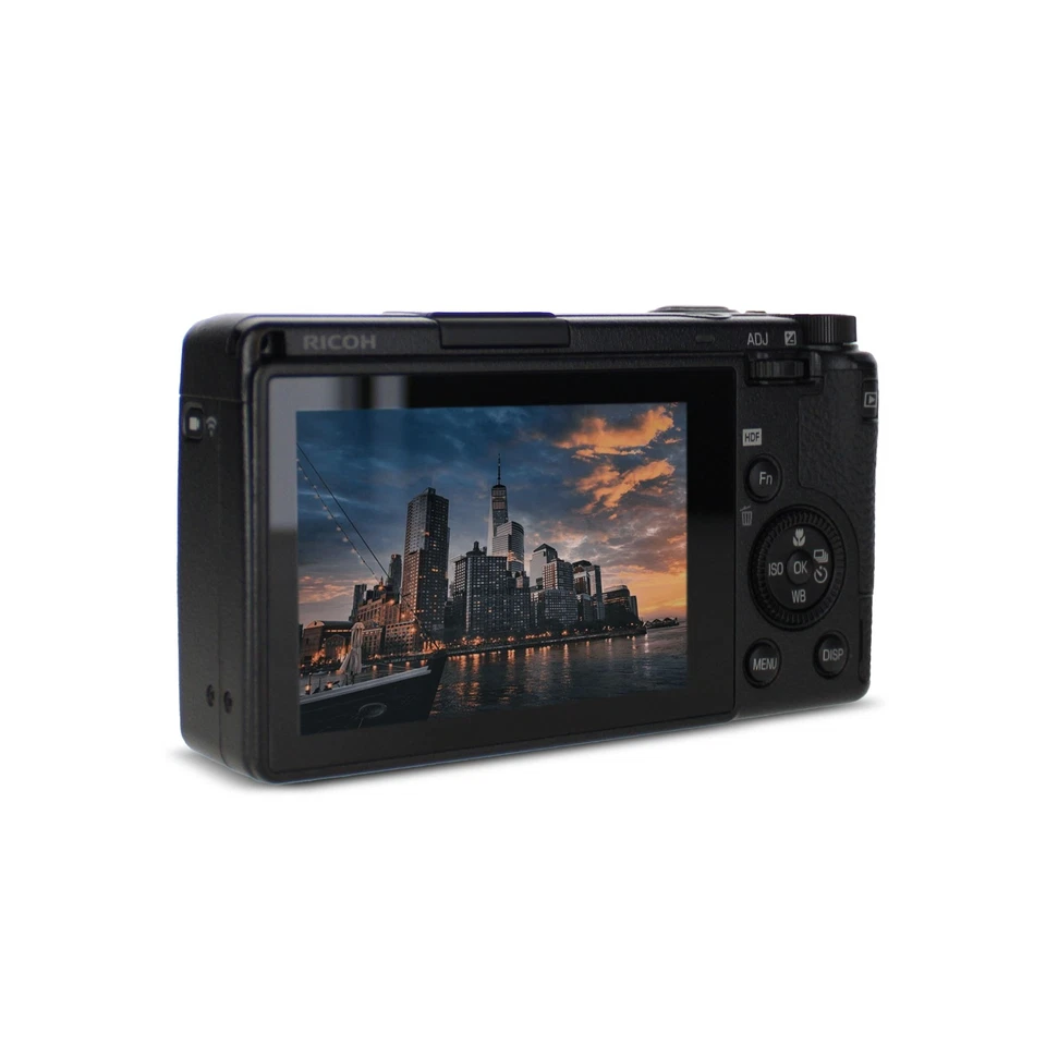 RICOH GR III HDF, Premium Digital Compact Camera with a Built-in Highlight - Image 4 of 4