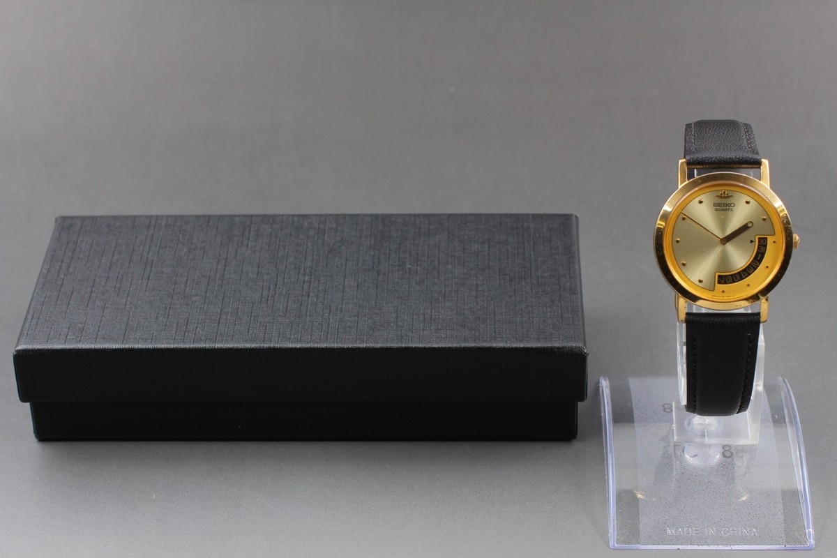 Vintage 1990 Rare Exc+5 Seiko Galaxy 5Y39-7220 Date Indicator Gold