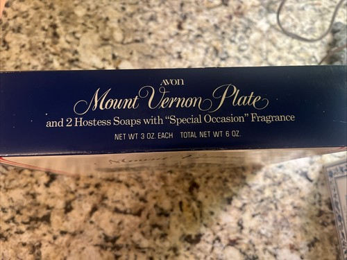 Bicentennial AVON Mount Vernon Cobalt Blue Plate & 2 Hostess Soaps with Box - 第 2/4 張圖片
