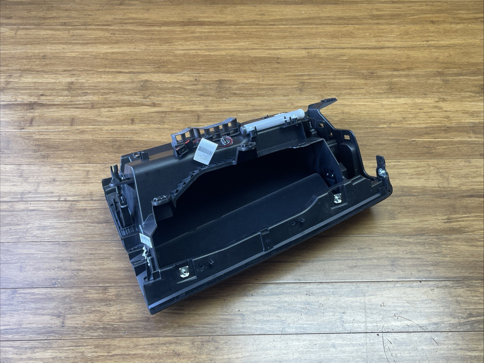 2014-2016 Maserati Ghibli M157 Dash Glove Box Storage Compartment Black OEM