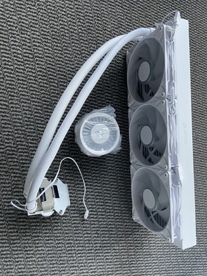 Arctic Liquid Freezer III 420 A-RGB weiß CPU Wasserkühler