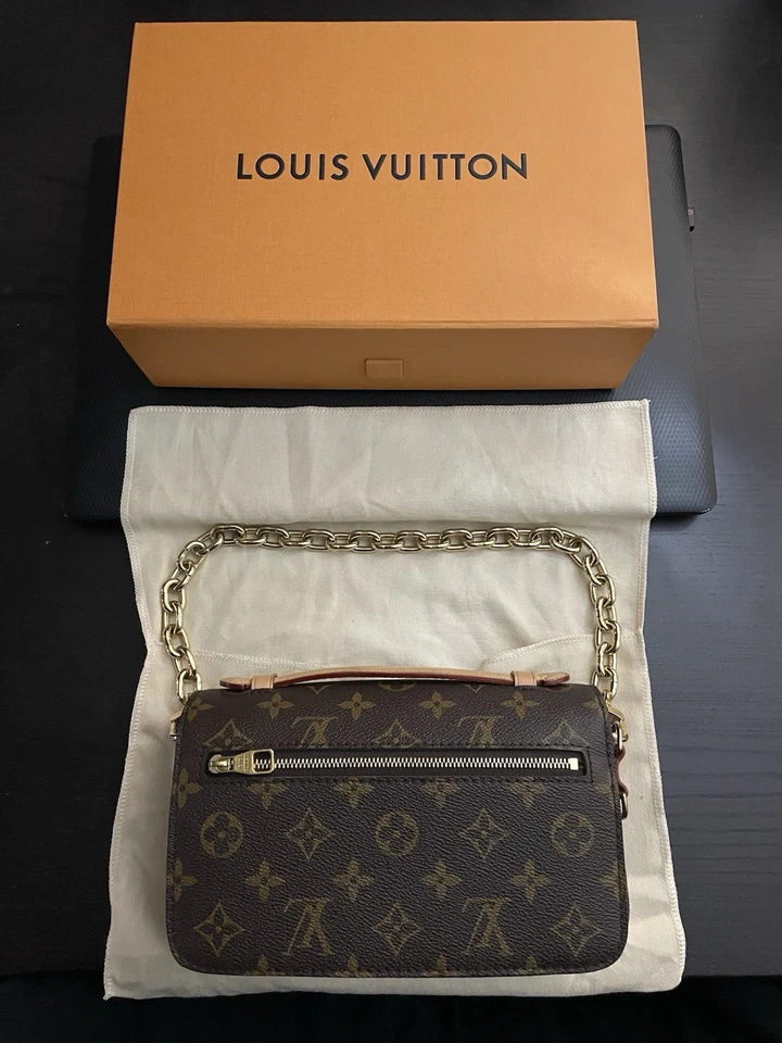 Bolso de mano Louis Vuitton Pochette Metis East West Foto 4 de 4