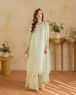 short sleeve sleeve maxi dress Short-Sleeve Maxi Dress in Yellow Leaf – Coco Shop