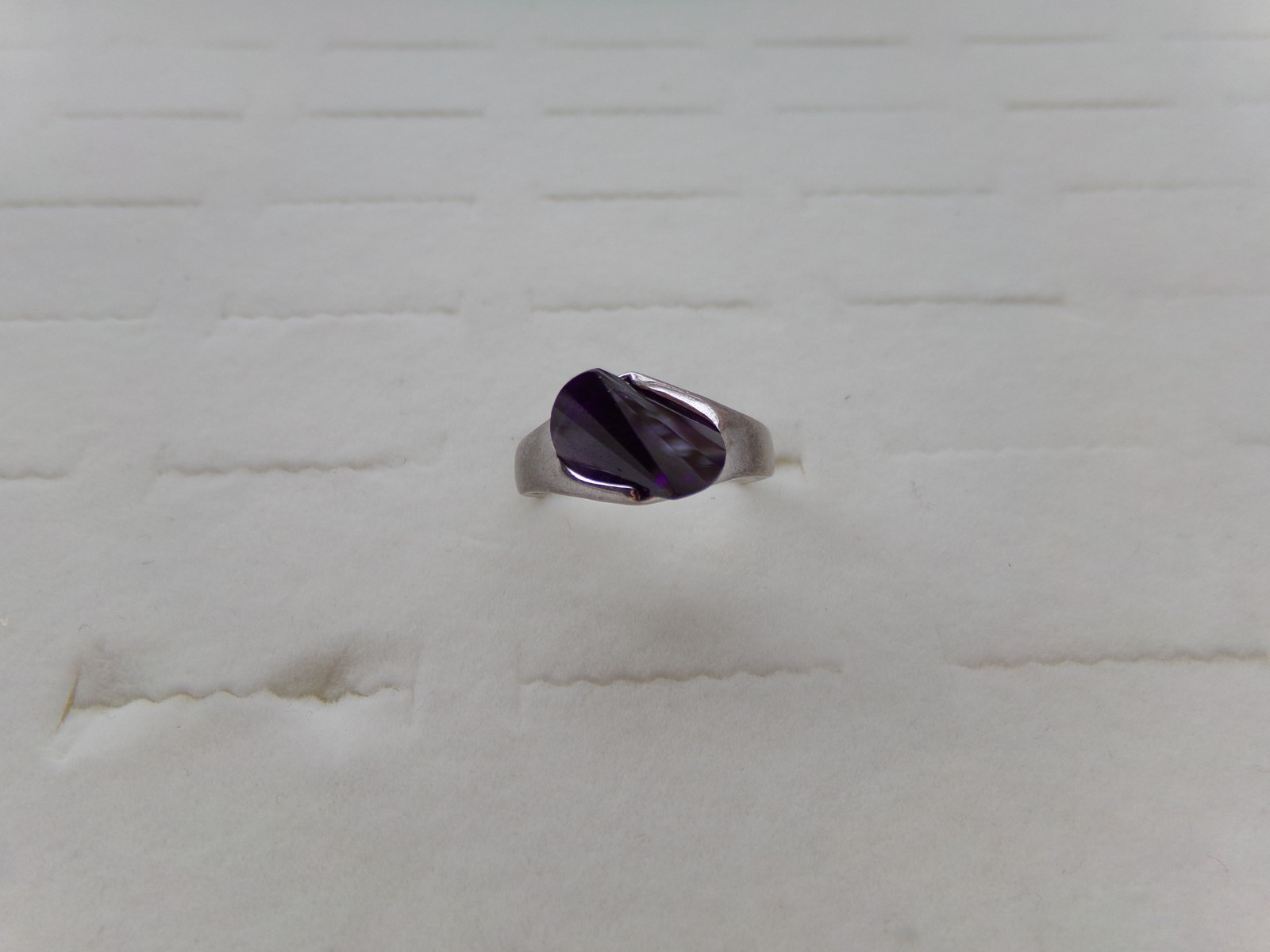 Purple Stone Solid Sterling Silver 925 Ring Size … - image 2