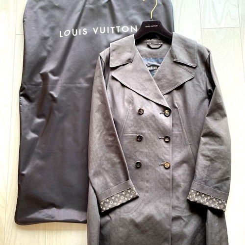 LOUIS VUITTON Monogram Mackintosh Coat