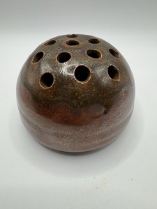 Vintage 2005 Carra Terra Studio Pottery Stoneware Flower Frog 3” H X 3.5” W