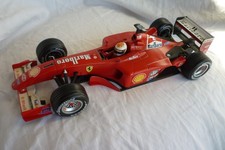ferrari 1/18 F 2001 schumacher anno 2001 Marlboro