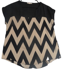 AGACI Blouse Womens M L Black Tan Chevron Zig Zag Print USA Made Vintage Y2K Top