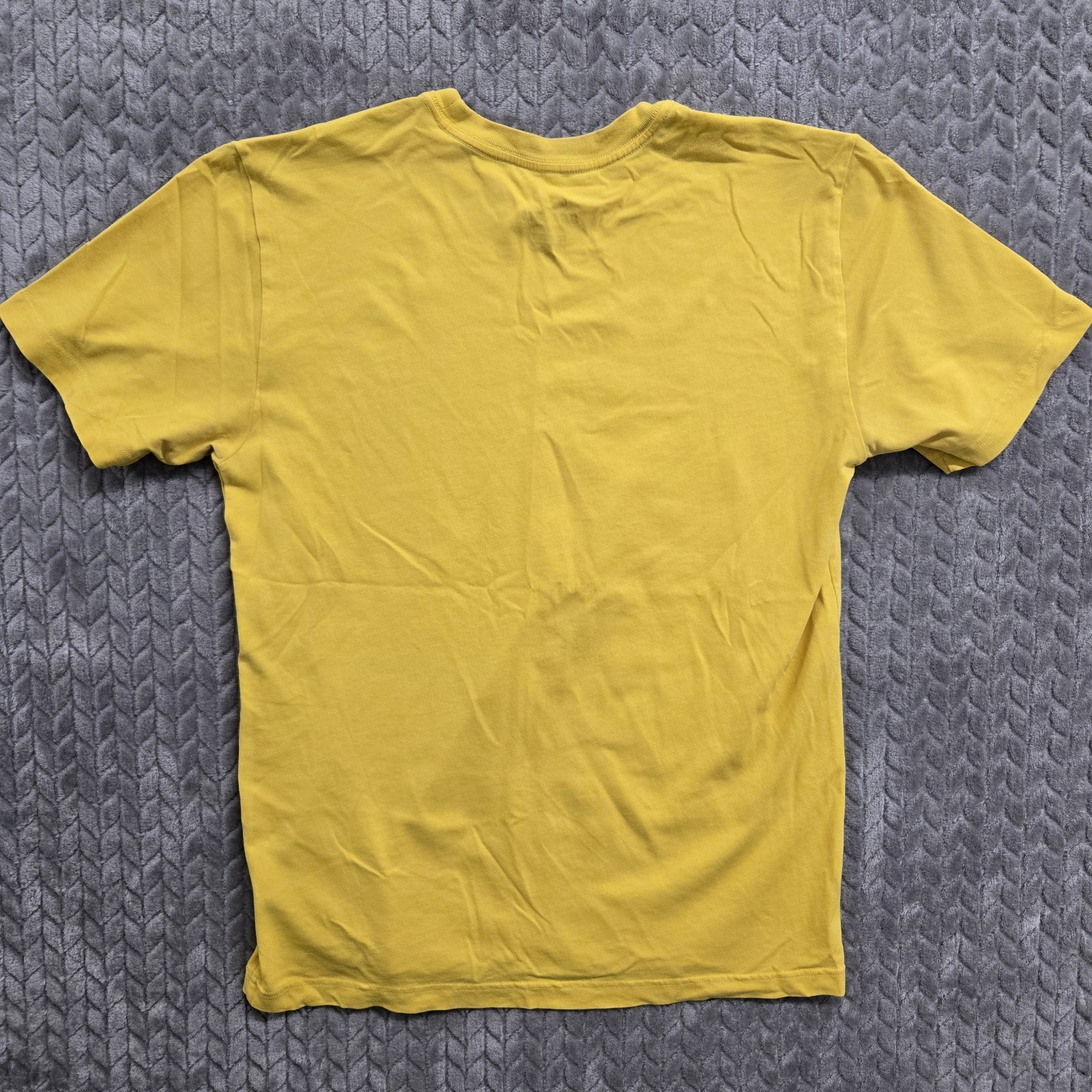 Nike T Shirt Mens Medium Yellow Home Plate Logo Paint Splatter Sports Baseball thumbnail 9