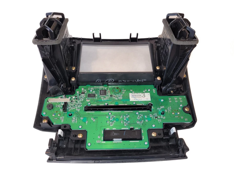 Radio Climate Control Unit Navigation Panel Infiniti FX35, FX45, S50 Foto 2 de 4