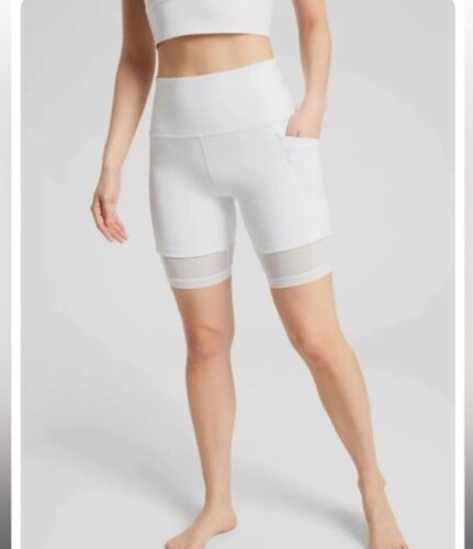 Athleta Mesh Me Up Stash Pocket 8'' Short Size Large White EUC
