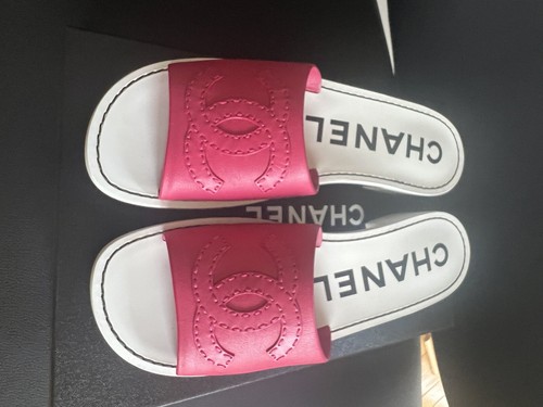 NEW! CHANEL 22S DARK PINK LEATHER CC MULES SANDALS SHOES 39 - Picture 7 of 10
