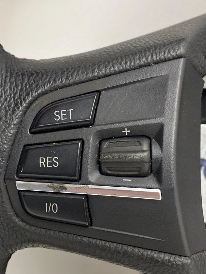 Volante de cuero negro para BMW 528I 2012-2016 Foto 4 de 4