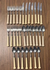 Set of 31 Pieces Vintage Oxford Hall Ivory Flatware MCM Style 1970s Stainless