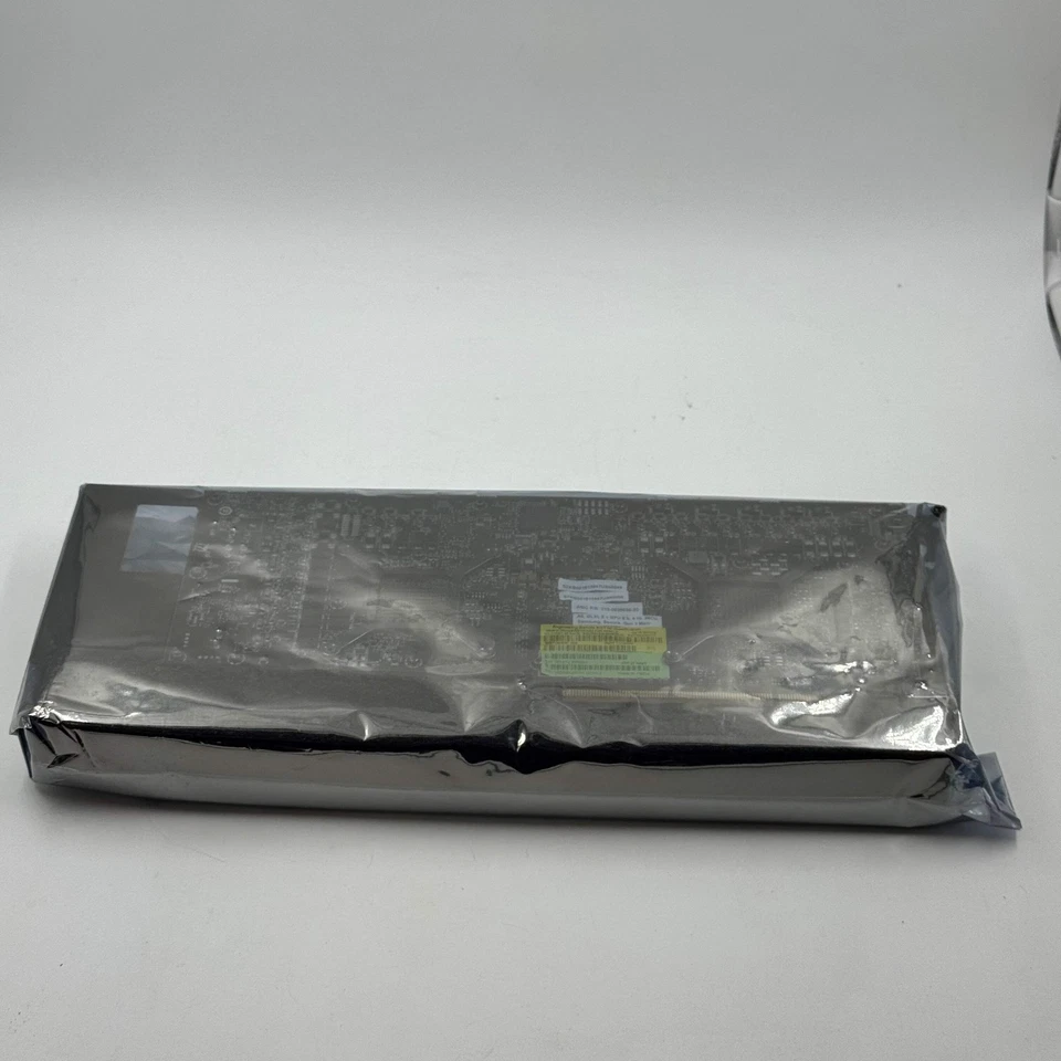 New AMD Radeon Pro V540 8GB HBM2 Graphics Accelerator - Image 4 of 4