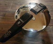WMF Schnellkochtopf perfect 4,5 l alle Herdarten Cromargan 18/10