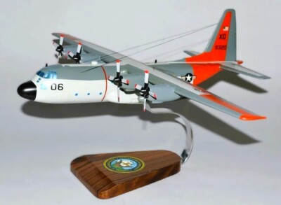 USN Lockheed Martin C-130 Hercules VX-6 XD 8320 Desk Top Model 1/72 SC Airplane