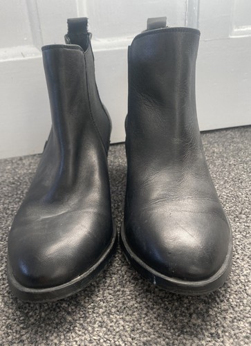 ❤️Helene Rouge black leather Chelsea 