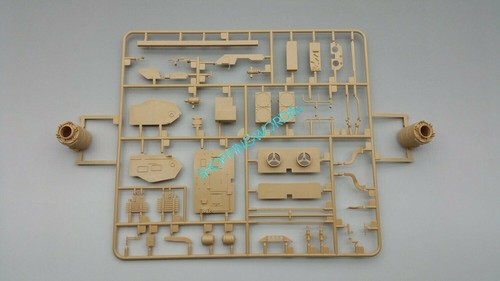 AMUSING HOBBY 35A030 SD.KFZ.184 FERDINAND & 16T STRABOKRAN FULL INTERIOR 1/35 - Picture 10 of 11