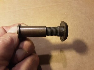 ARMORED DOOR PEBBLE HOLE DIAMETER TO BE MADE 1.4 CM PA LENGTH