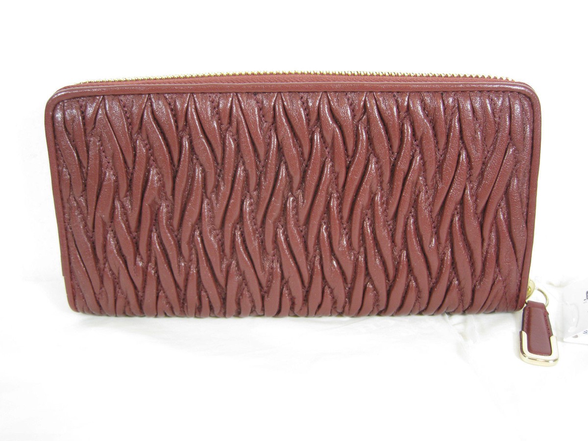 NWT COACH MADISON GATHERED TWIST ACCORDION ZIP WALLET LIGHT GOLD