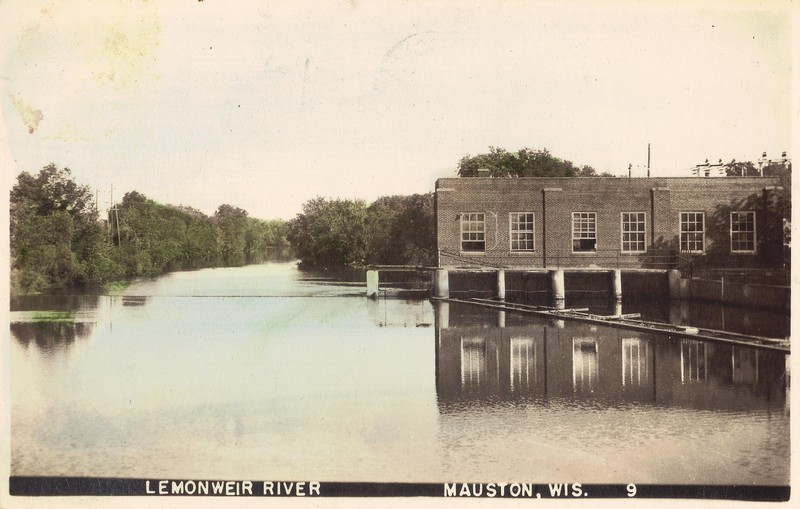 Mauston WI Lemoneir River Flood Vintage RP Postcard UNPOSTED EXCL *