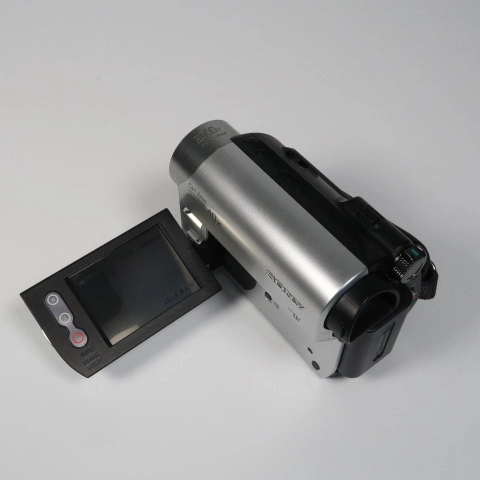 [MINT] Sony Handycam DCR-HC51E Zoom X2000 Carl Zeiss X40, 2X MiniDV, Boxed - Image 4 of 4