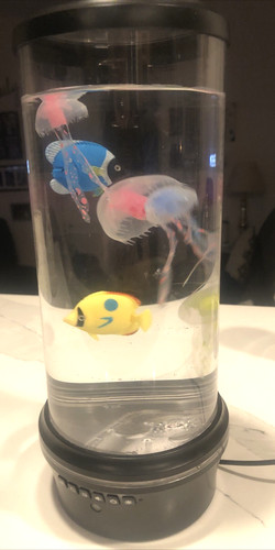 Jelly Fish Lamp Color Change Lights & Sounds With Fish