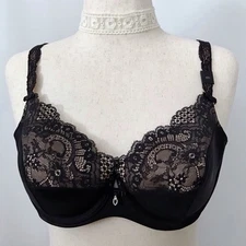 Curvy Couture NWOT Balconette Bra Women 40C