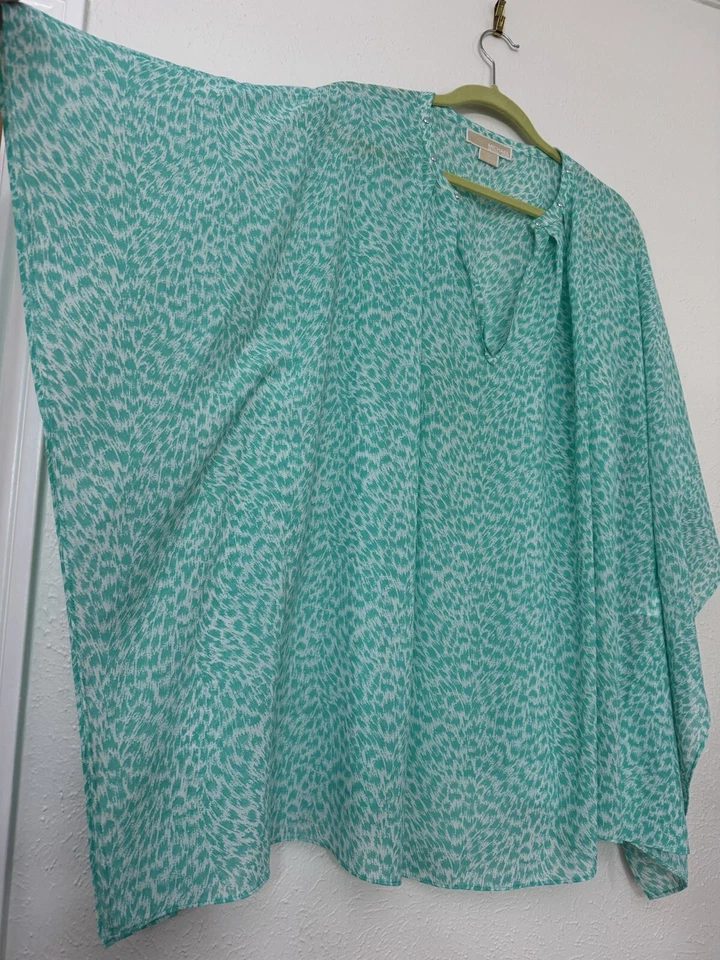 MICHAEL Michael Kors Size Large Blue Open Cold Shoulder Blouse Short Sleeve Foto 4 de 4