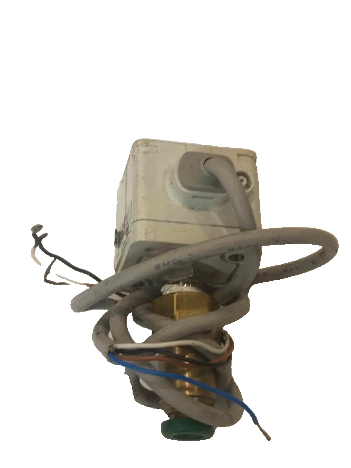 SMC Digital Pressure Switch ZSE40AF-01-T USED. - Image 2 of 3