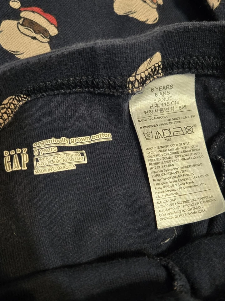 Gap Kids Christmas Santa Claus Pajamas PJs 2PC Unisex Kids Sz 6  - Image 4 of 4