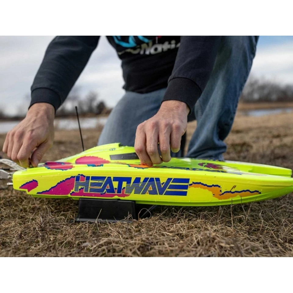 ProBoat PRB08049T1 Blackjack 24" V2 Catamaran Brushless: RTR, Heat Wave Visual - Bild 4 von 4