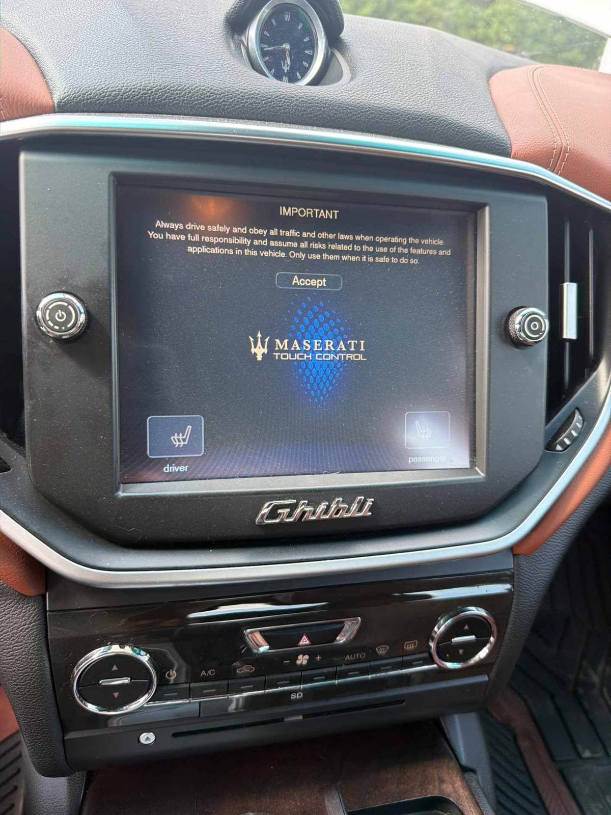 Maserati Ghibli 2016 Front Right Lock