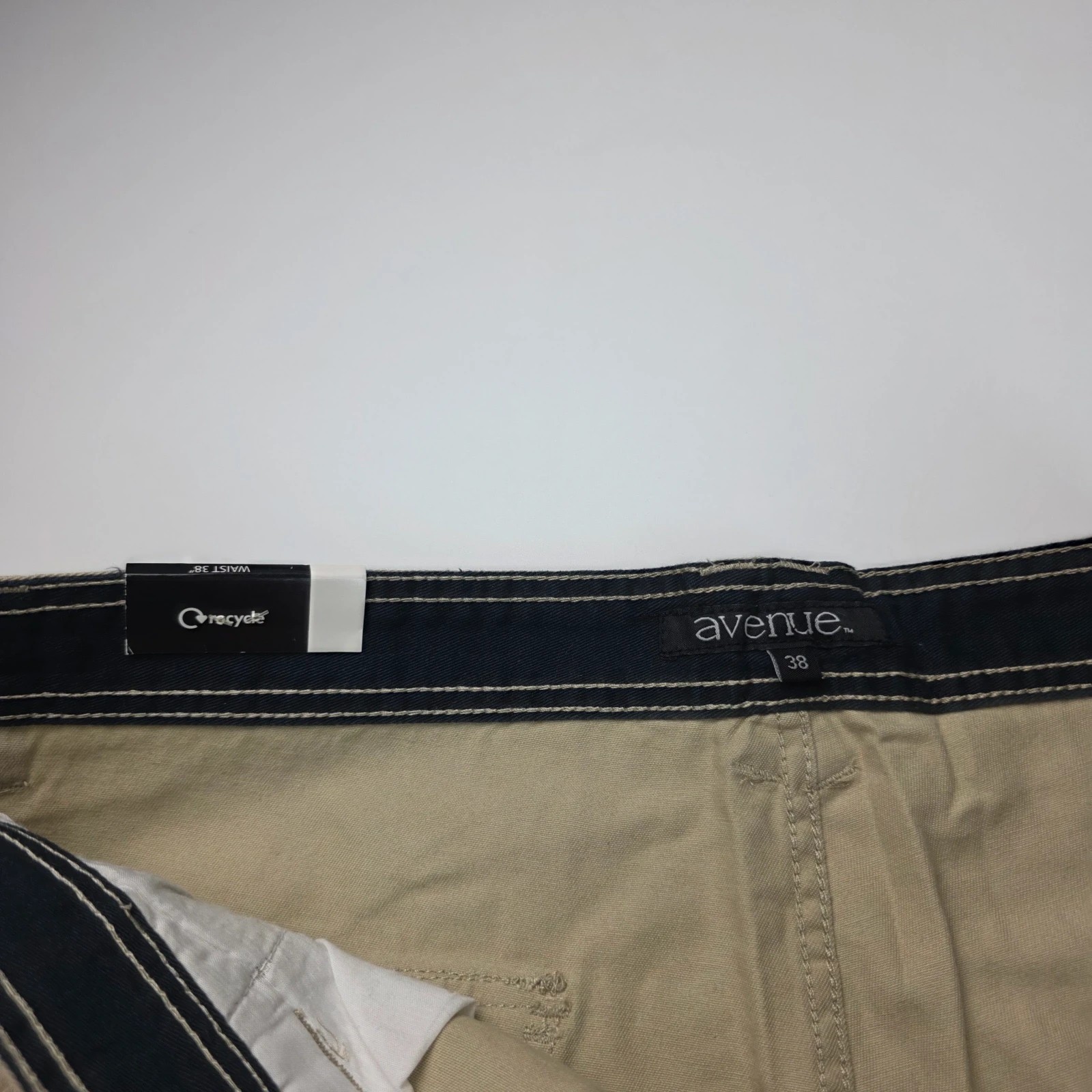 Avenue Beige Workwear Utility Cargo Shorts W38 image 6