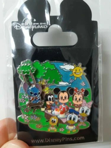 Pins Disney de collection avec Mickey, Minnie