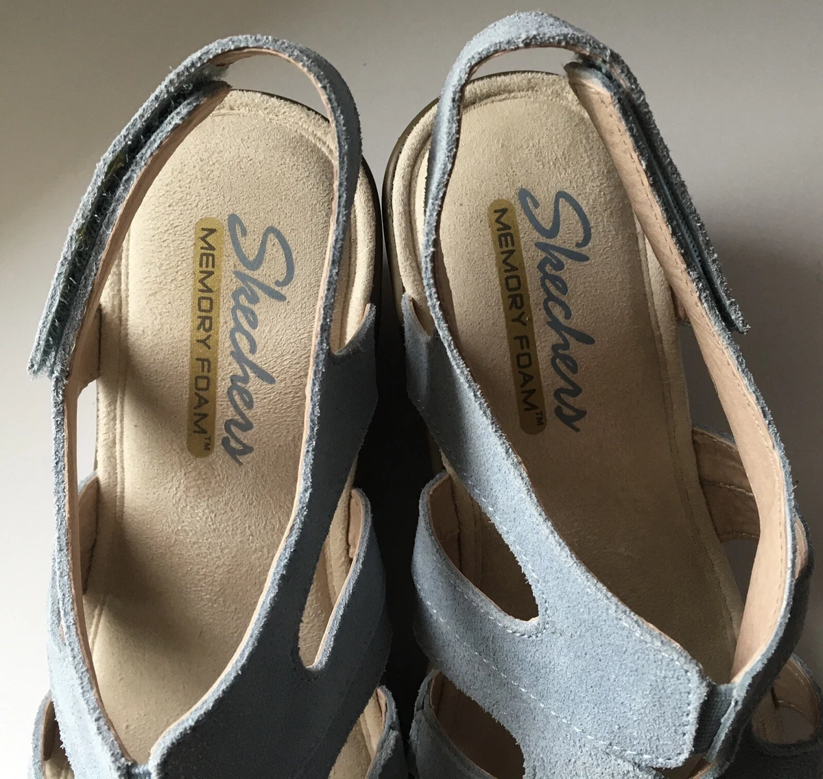 Skechers Memory Foam Womens Peep Toe Suede Wedges Size 7 Soft Blue